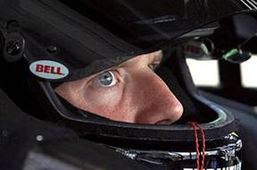 http://static.foxsports.com/content/fscom/img/2010/08/13/081310-NASCAR-Regan-Smith-P_20100813122310_335_220.JPG